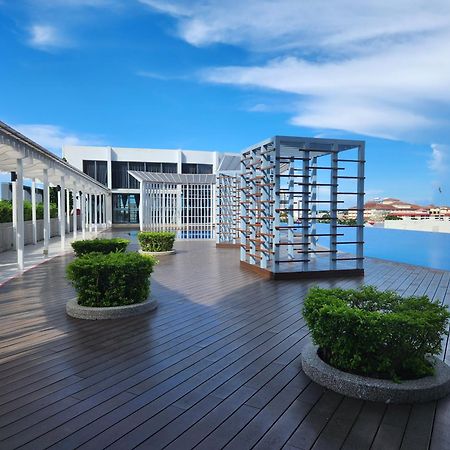 Nusa Luxurious Suite コタバル エクステリア 写真