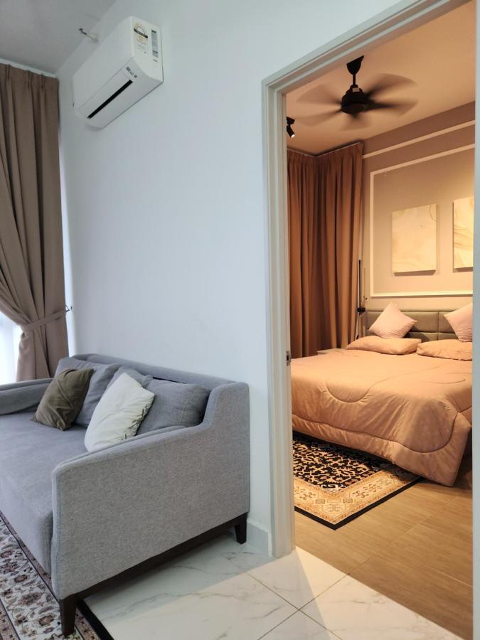 Nusa Luxurious Suite コタバル エクステリア 写真
