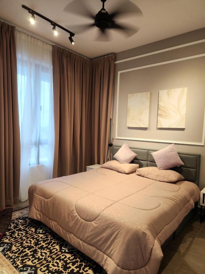 Nusa Luxurious Suite コタバル エクステリア 写真