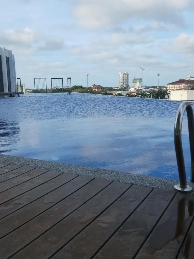 Nusa Luxurious Suite コタバル エクステリア 写真