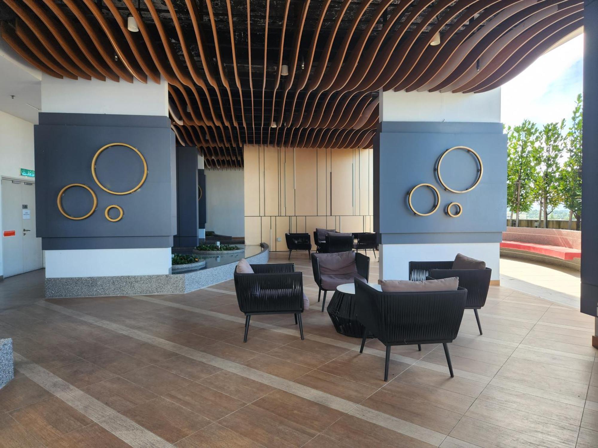 Nusa Luxurious Suite コタバル エクステリア 写真